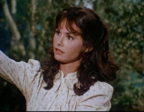 Lori Saunders9